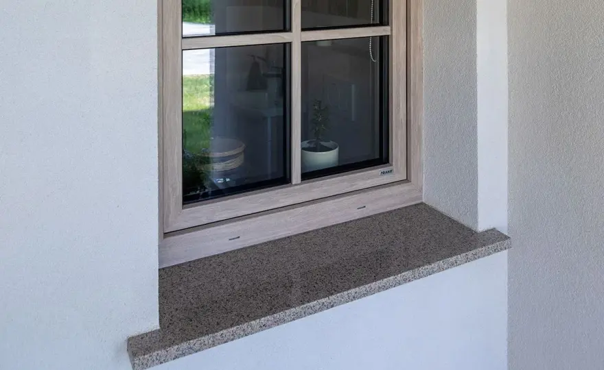 Parapet zewnętrzny - Ile powinien wystawać? Uniknij zacieków!
