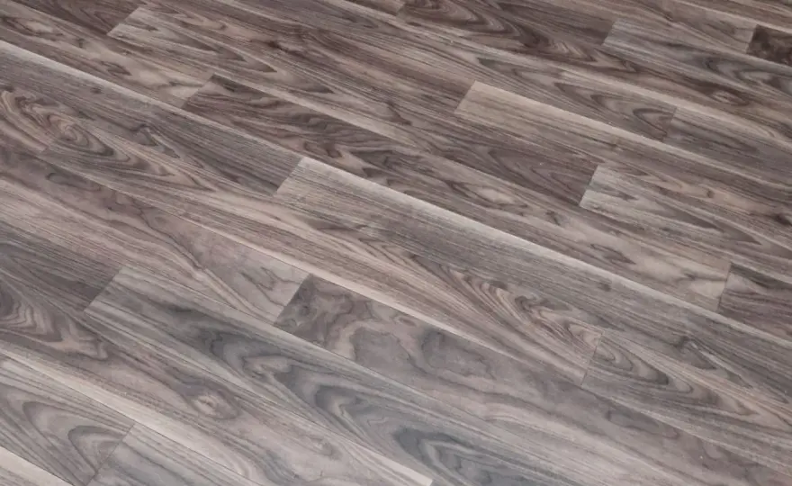Linoleum na balkon - mit czy fakty? PCV i alternatywy